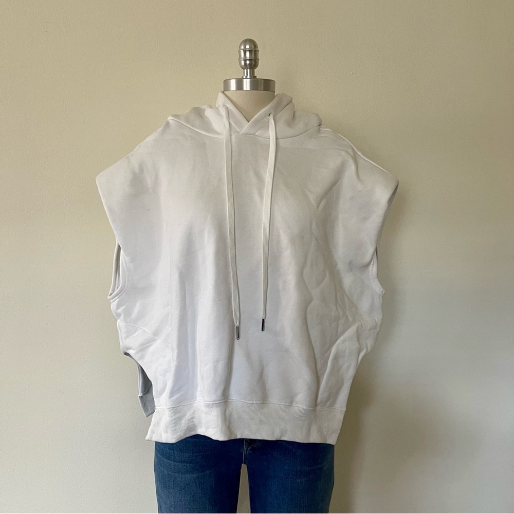 Anna Rae White Sleeveless Hoodie